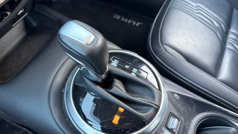 Nissan Juke 1.6 Hybrid Tekna 5dr Auto Hybrid Hatchback